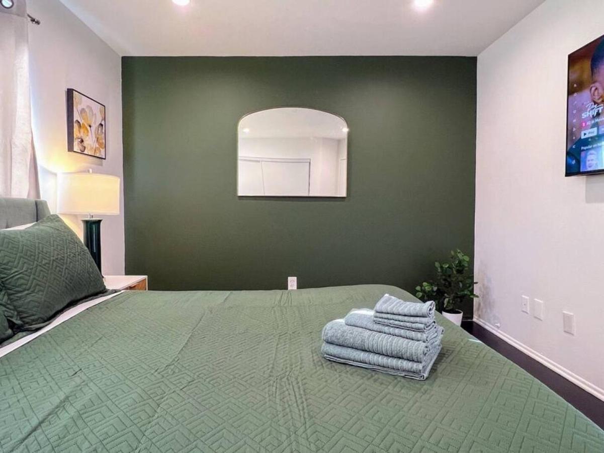 2Br Suite In The Heart Of Hollywood -Br5 ロサンゼルス エクステリア 写真